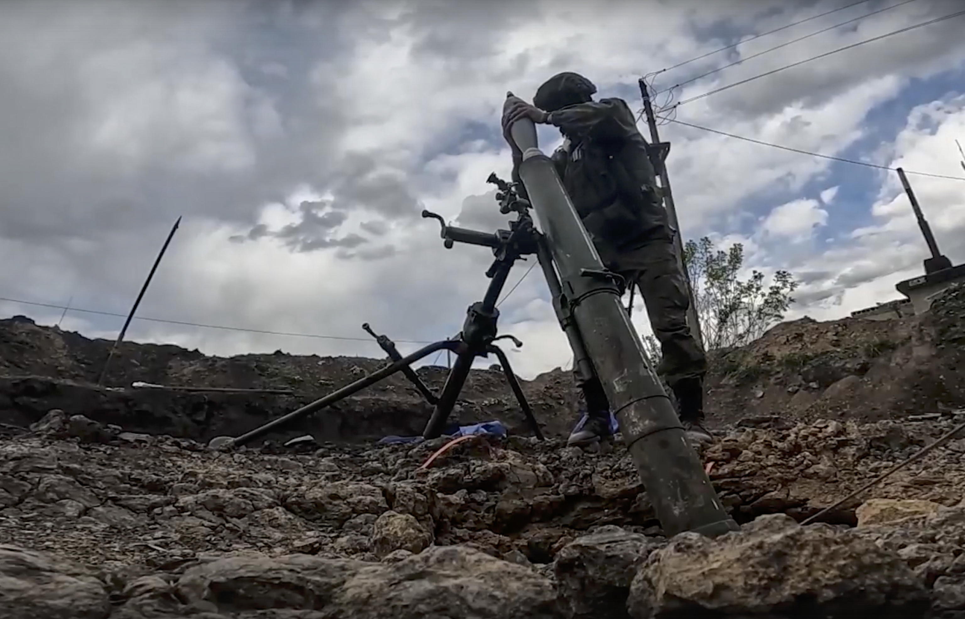 Ucraina: negoziati per la fuga da Mariupol