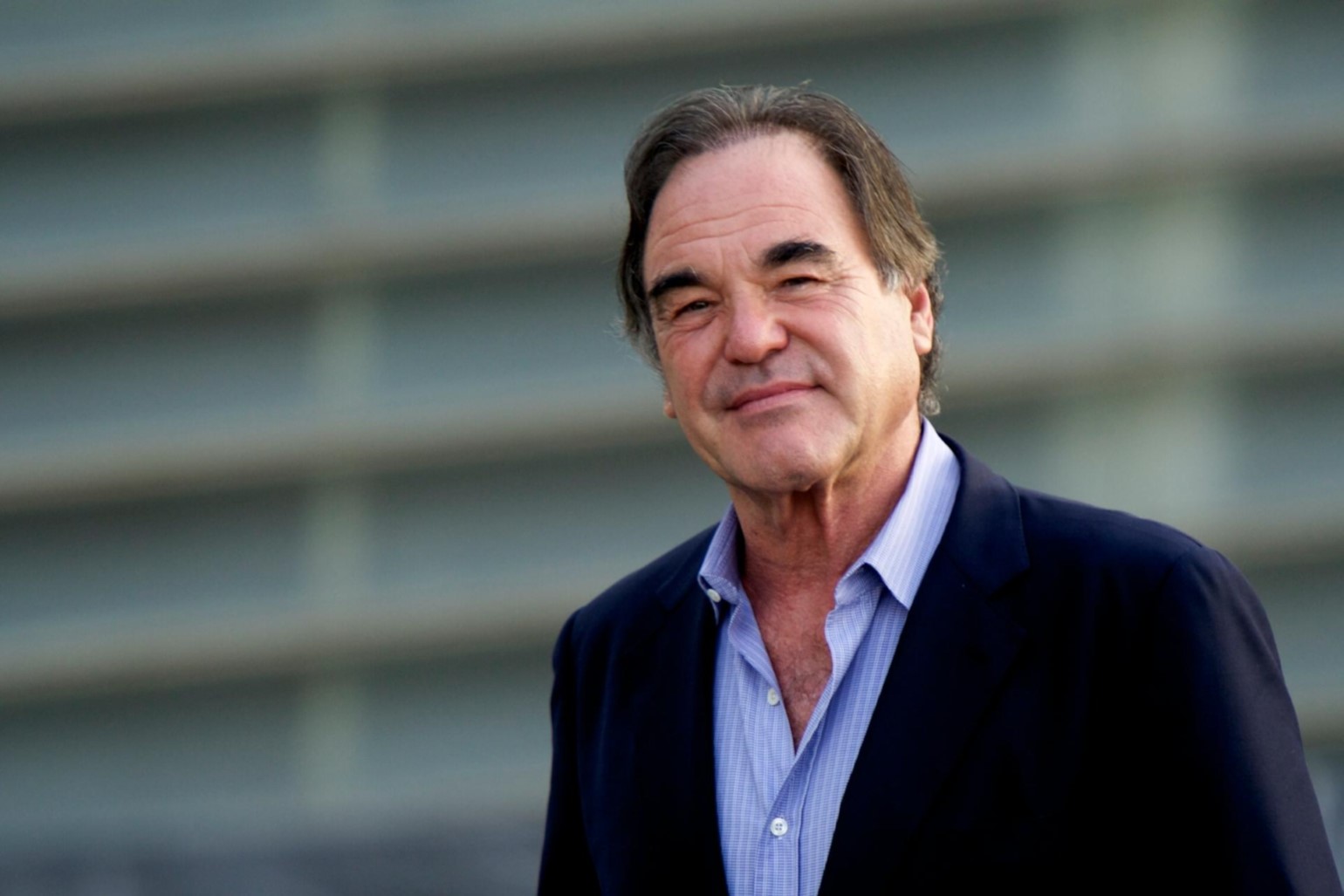 Invito a Oliver Stone, che ci spiega il Pd degli Usa