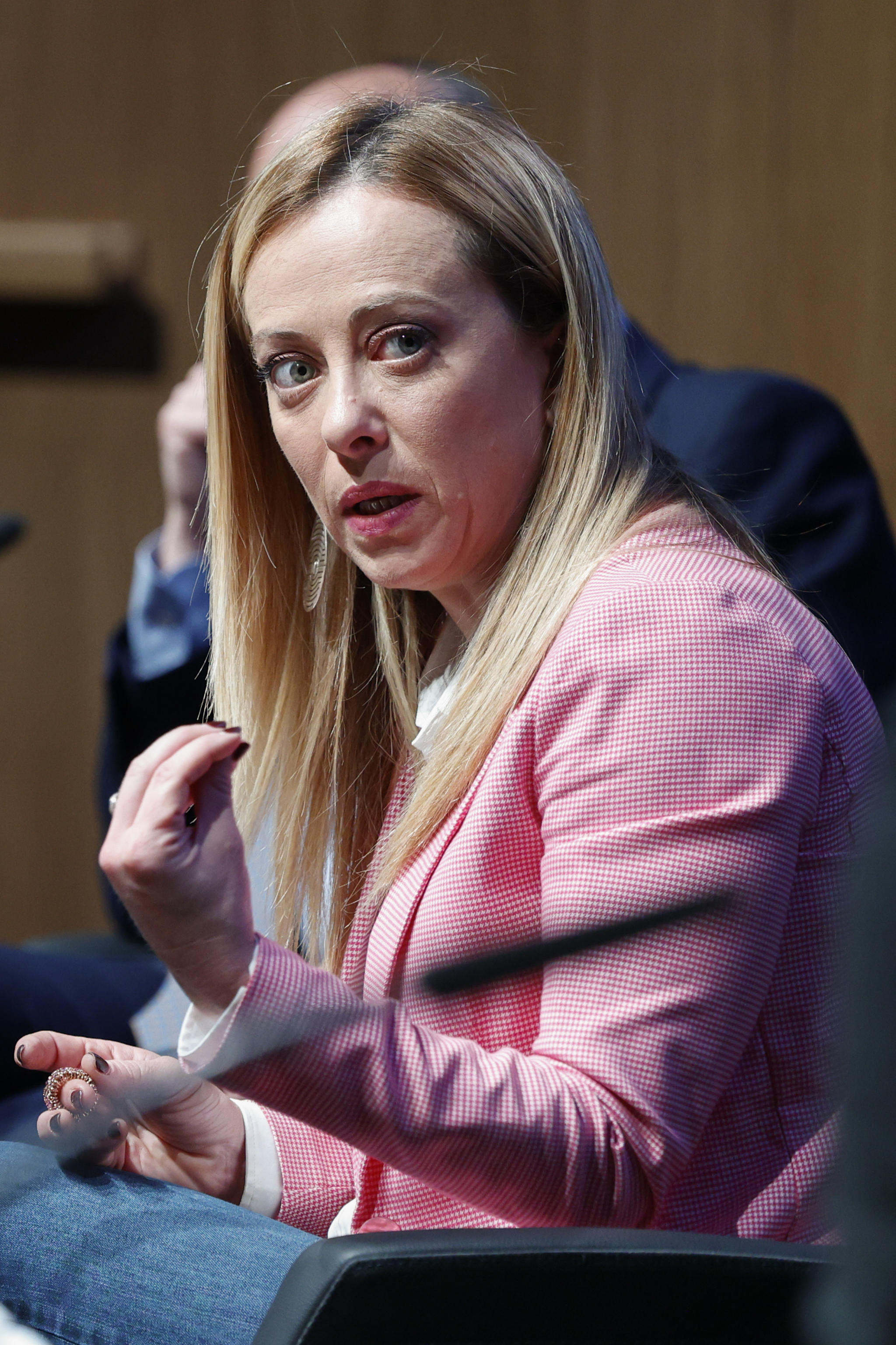 Balneari, pressing di Meloni e l’ipotesi mediazione