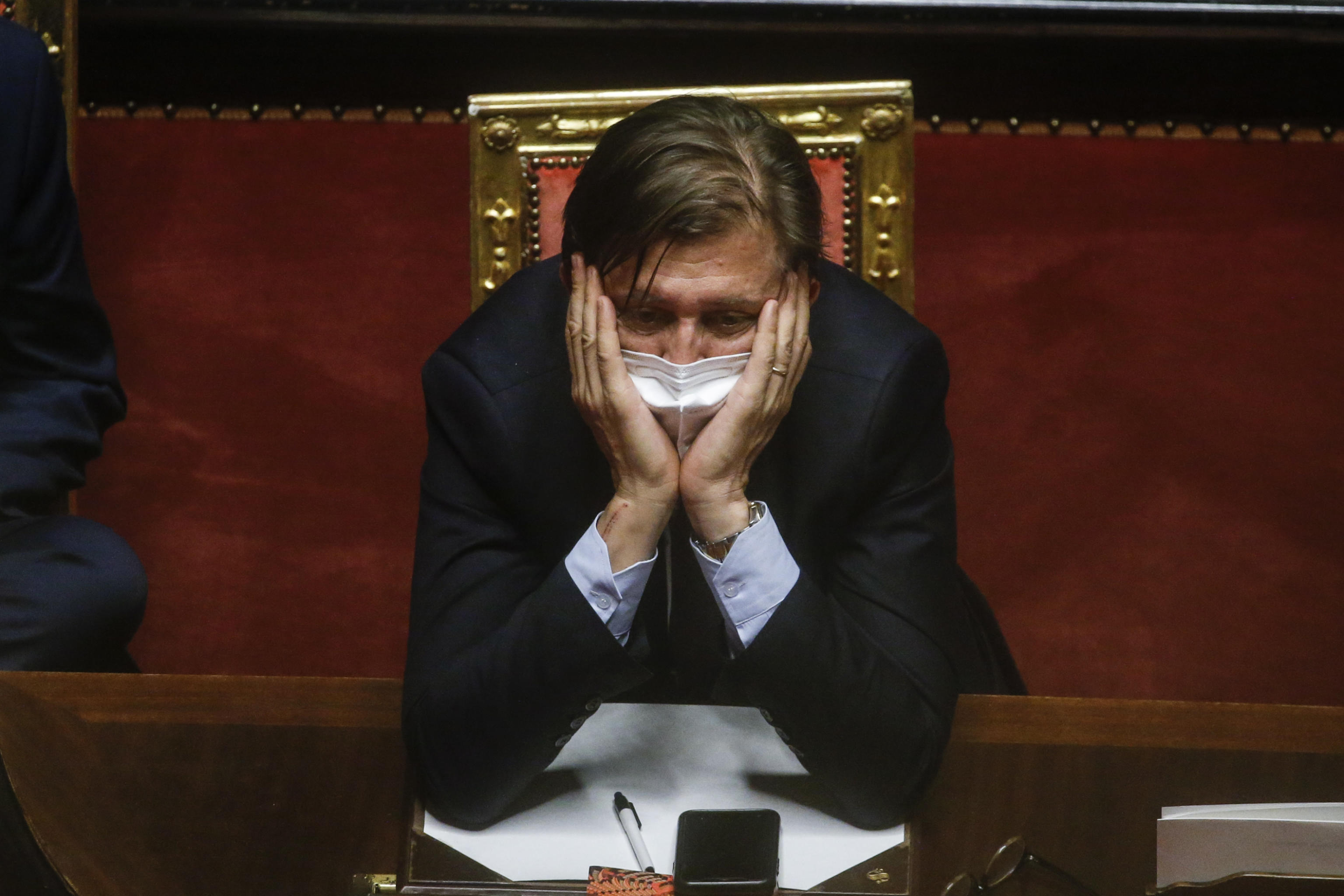 Dai seggi alla maturità: il ballo della mascherina