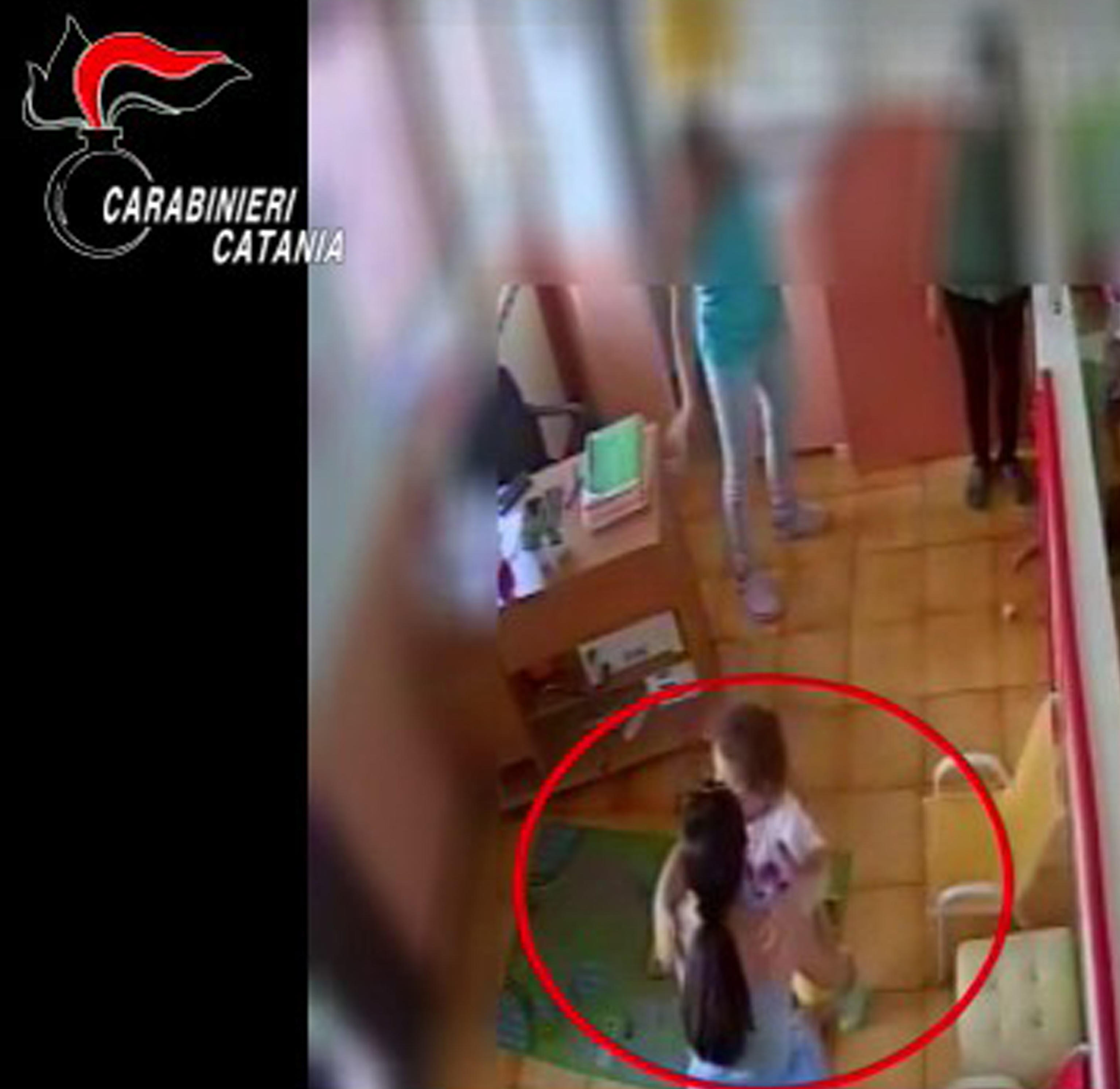 Il figlicidio di Elena è il sabba della maternità 