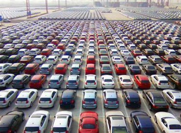 Auto, in Europa mercato in panne