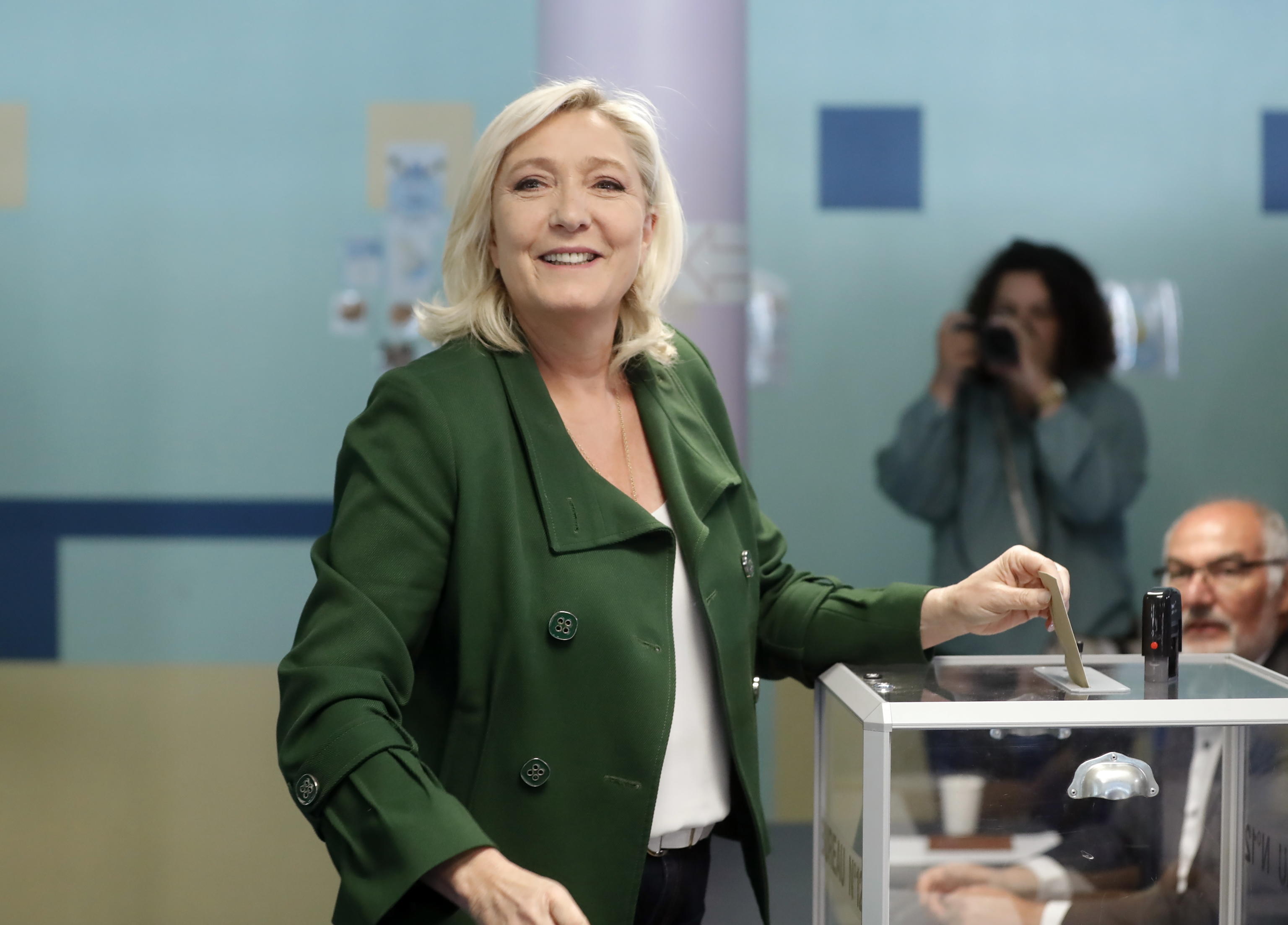 Très bien, madame Le Pen