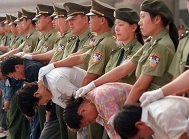 Indagine su un cittadino (tibetano) al di sopra di ogni sospetto