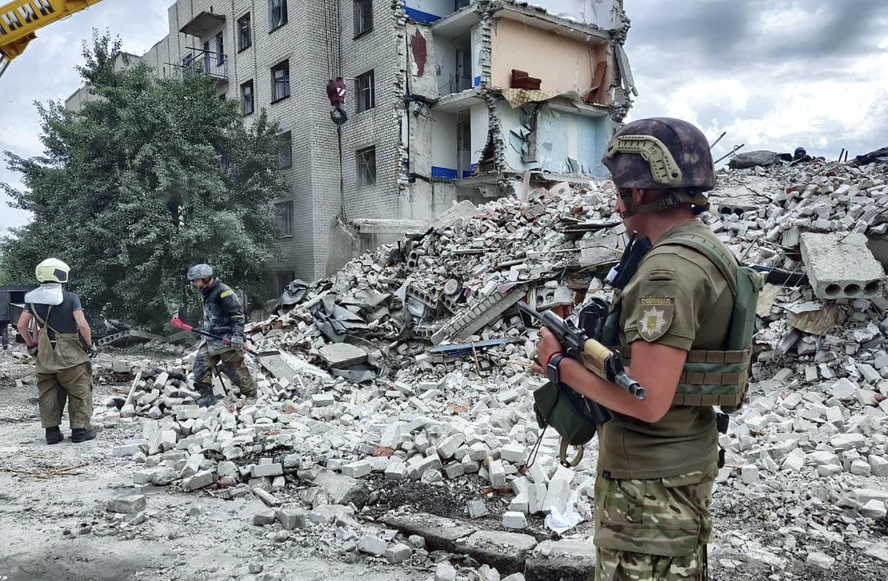 Ucraina, attacchi contro Kharkiv e Chasiv Yar