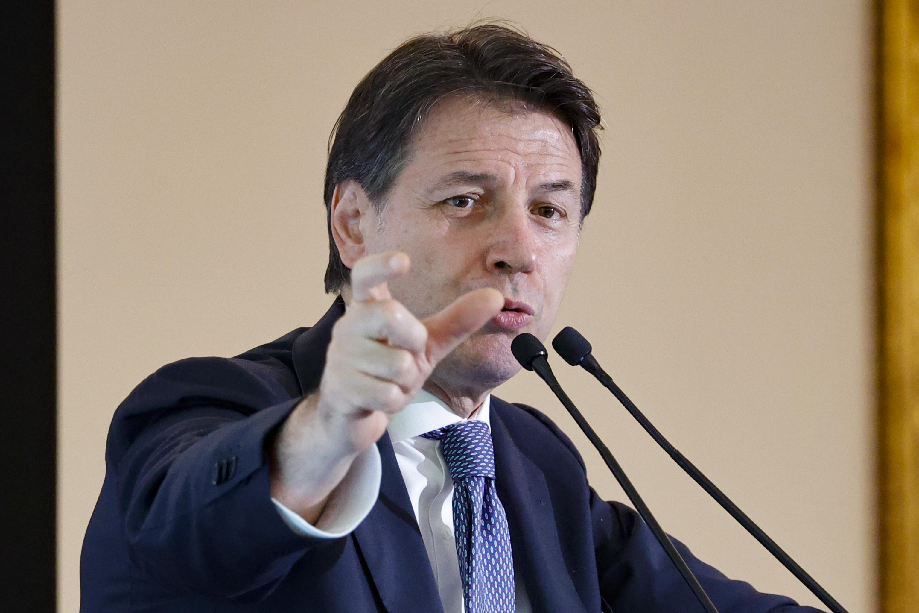 Consiglio M5s, prevale la linea dell’Aventino al Senato