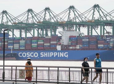 Logistica mondiale messa in crisi da un porto cinese