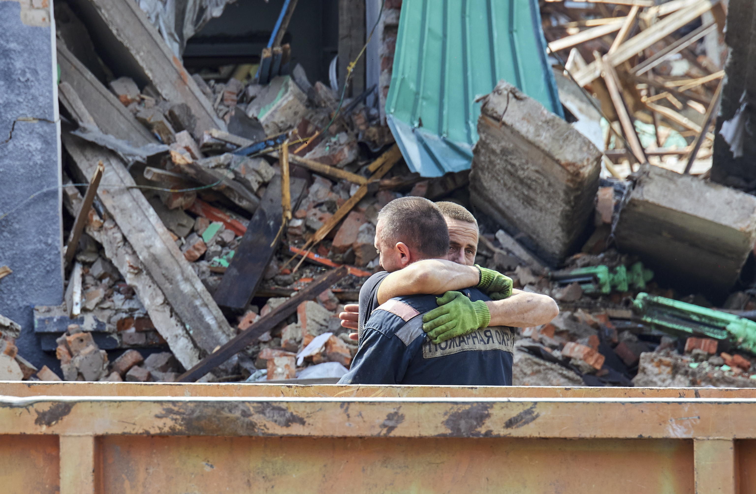 Ucraina, raid a Kharkiv