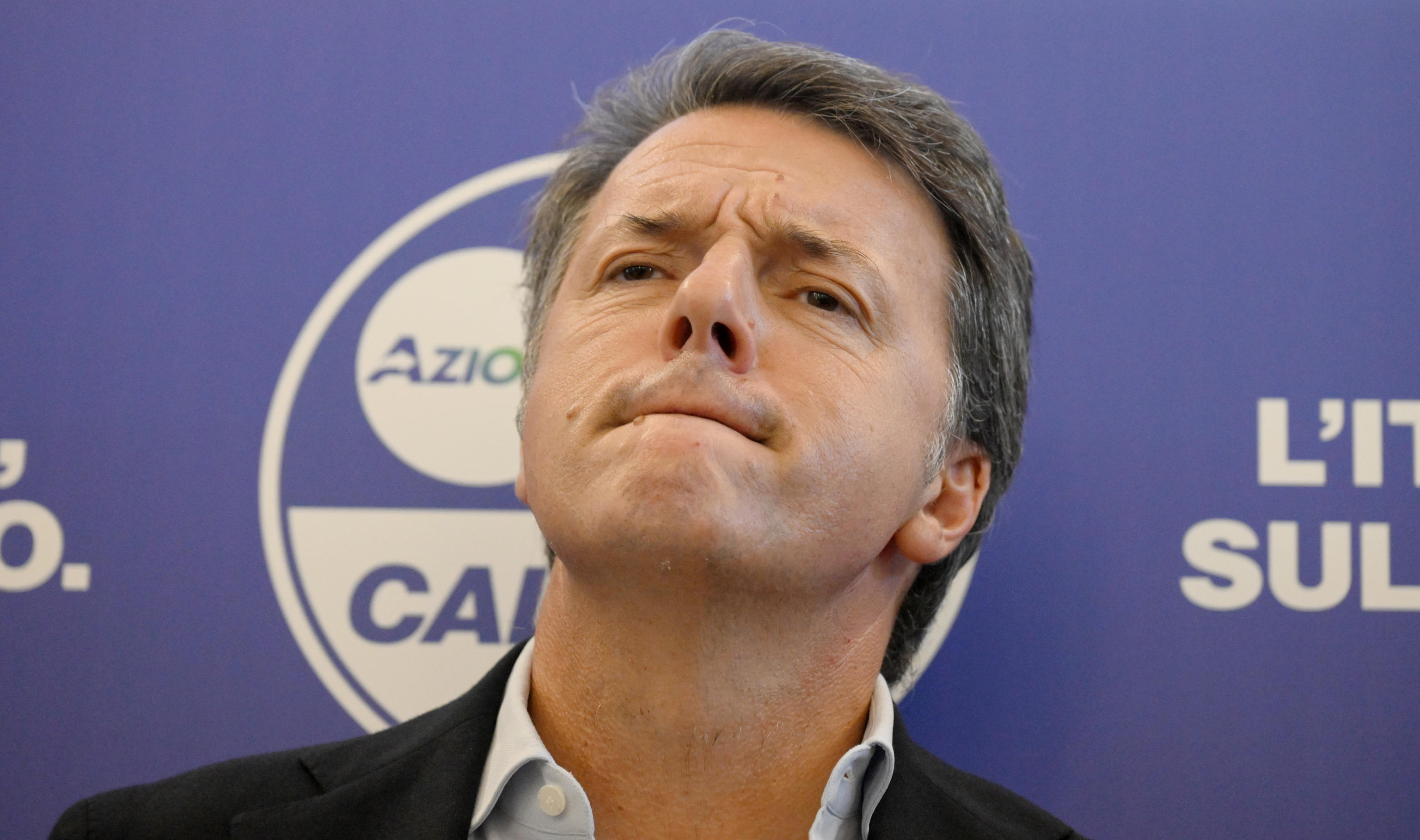 Matteo Renzi e il suo “passo di lato”