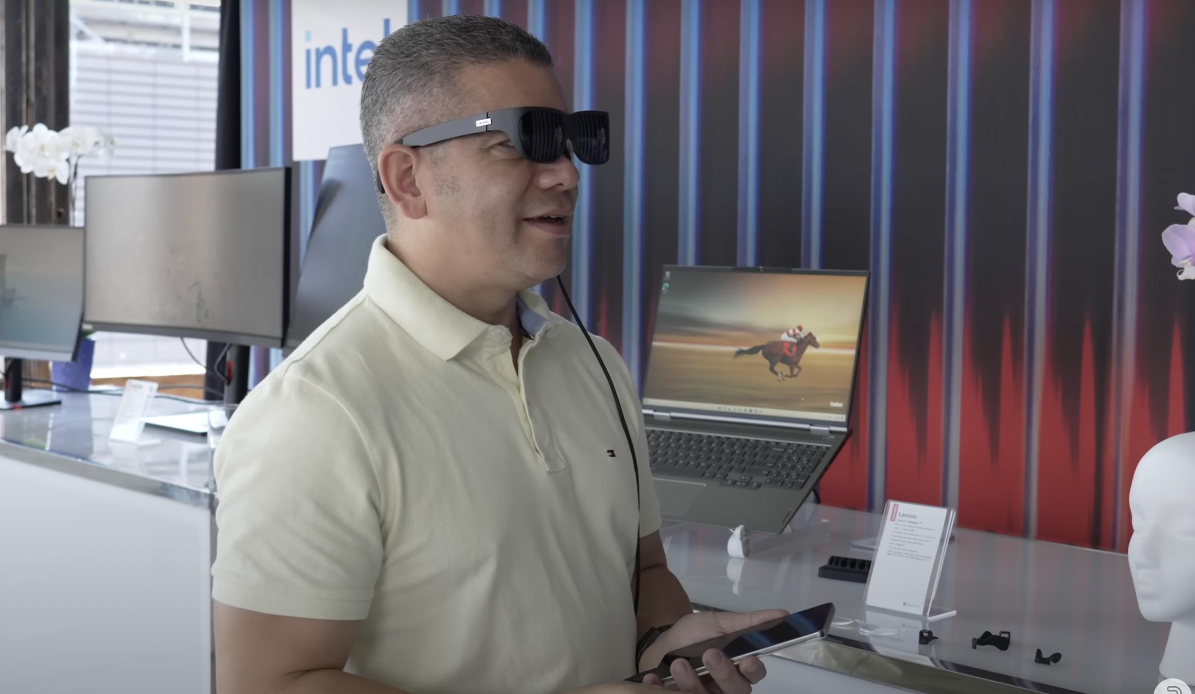 Lenovo annuncia gli occhiali-tv