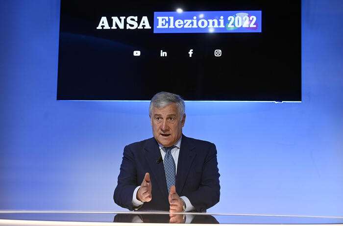 Gas, Tajani: “Mettere un tetto al prezzo, evitare speculazioni”