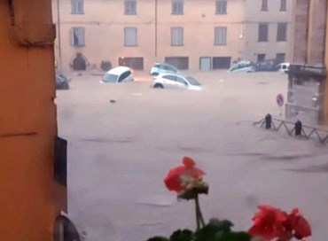 Tragedia nelle Marche: morti e dispersi
