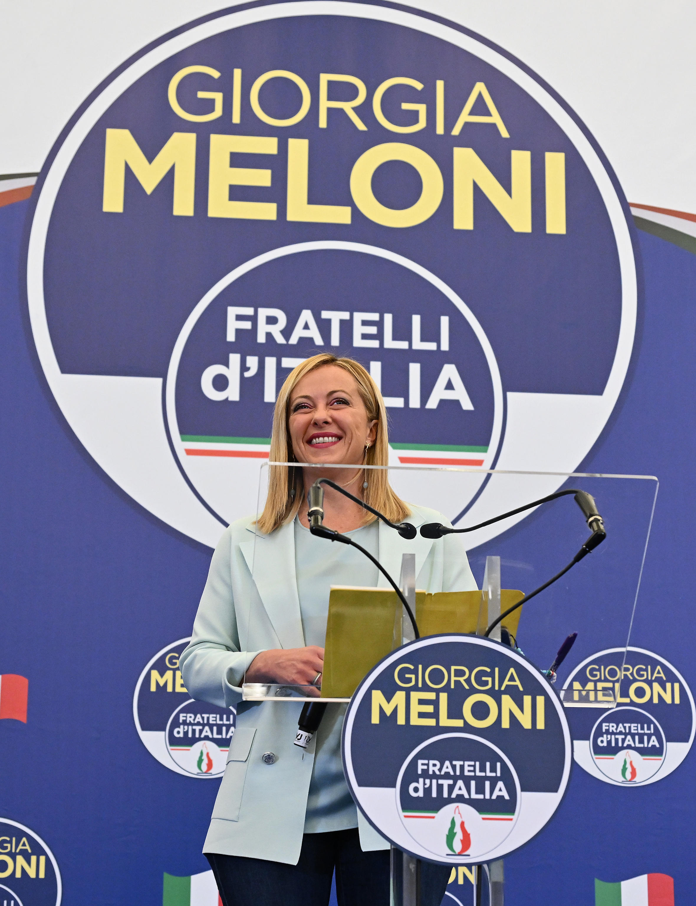 Vince il centrodestra: le reazioni all’estero