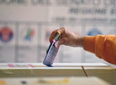 Gli italiani hanno votato (poco, ma bene)