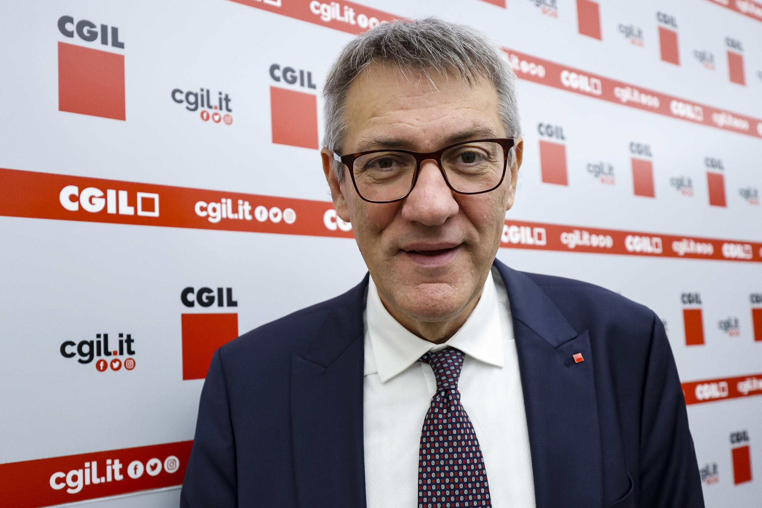 La stampa riflette sui cambi della Cgil