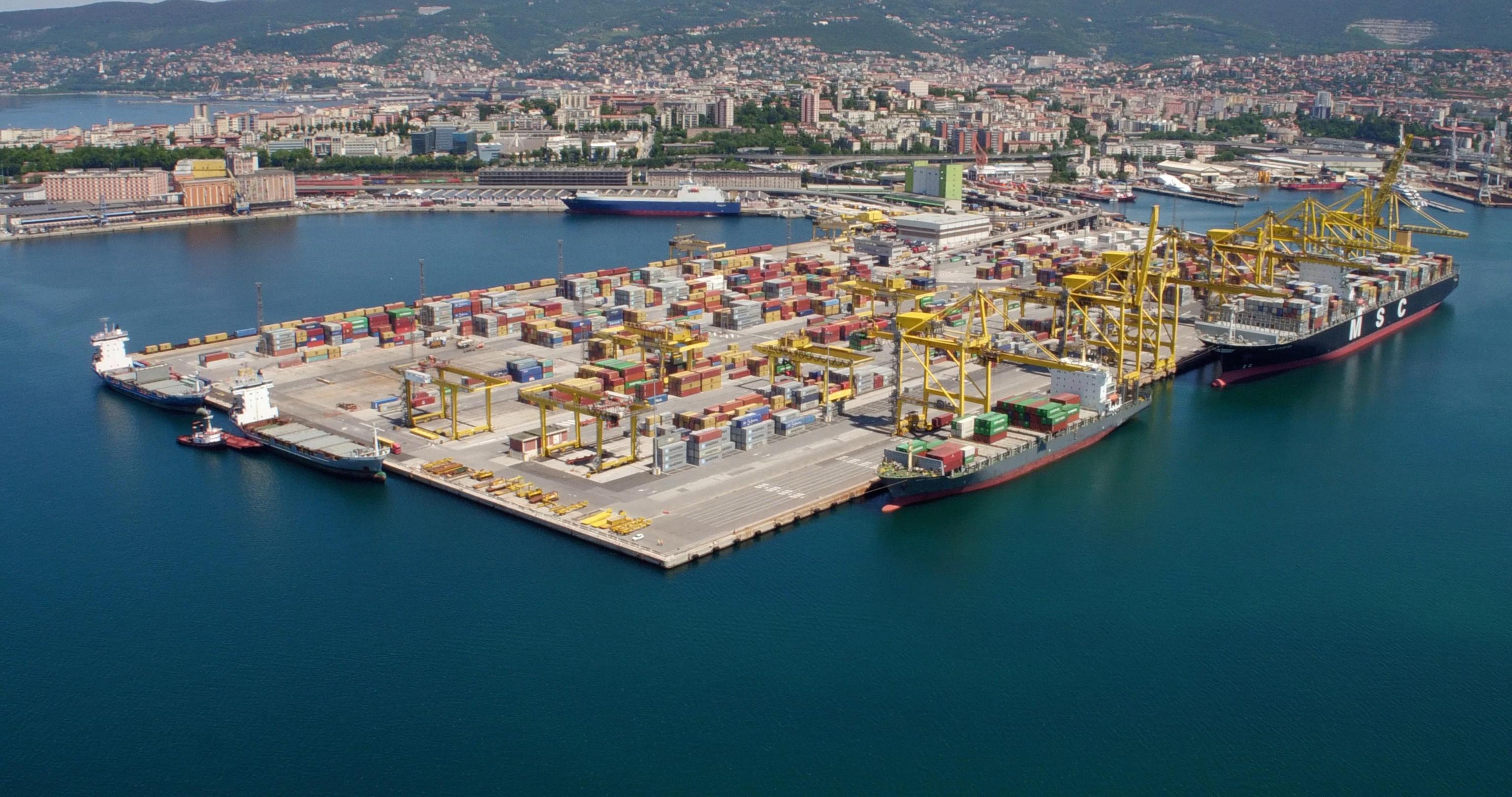 Un corridoio tra il porto di Trieste e la Lituania