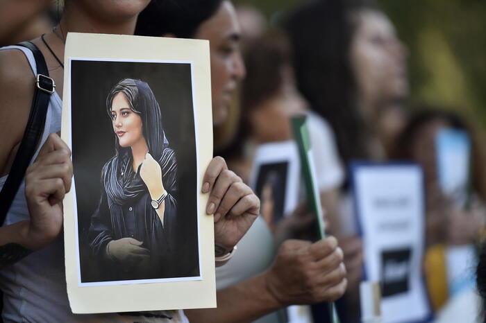Diritti: sinistra ipocrisia