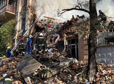 Droni kamikaze su Kiev, esplosioni a Odessa