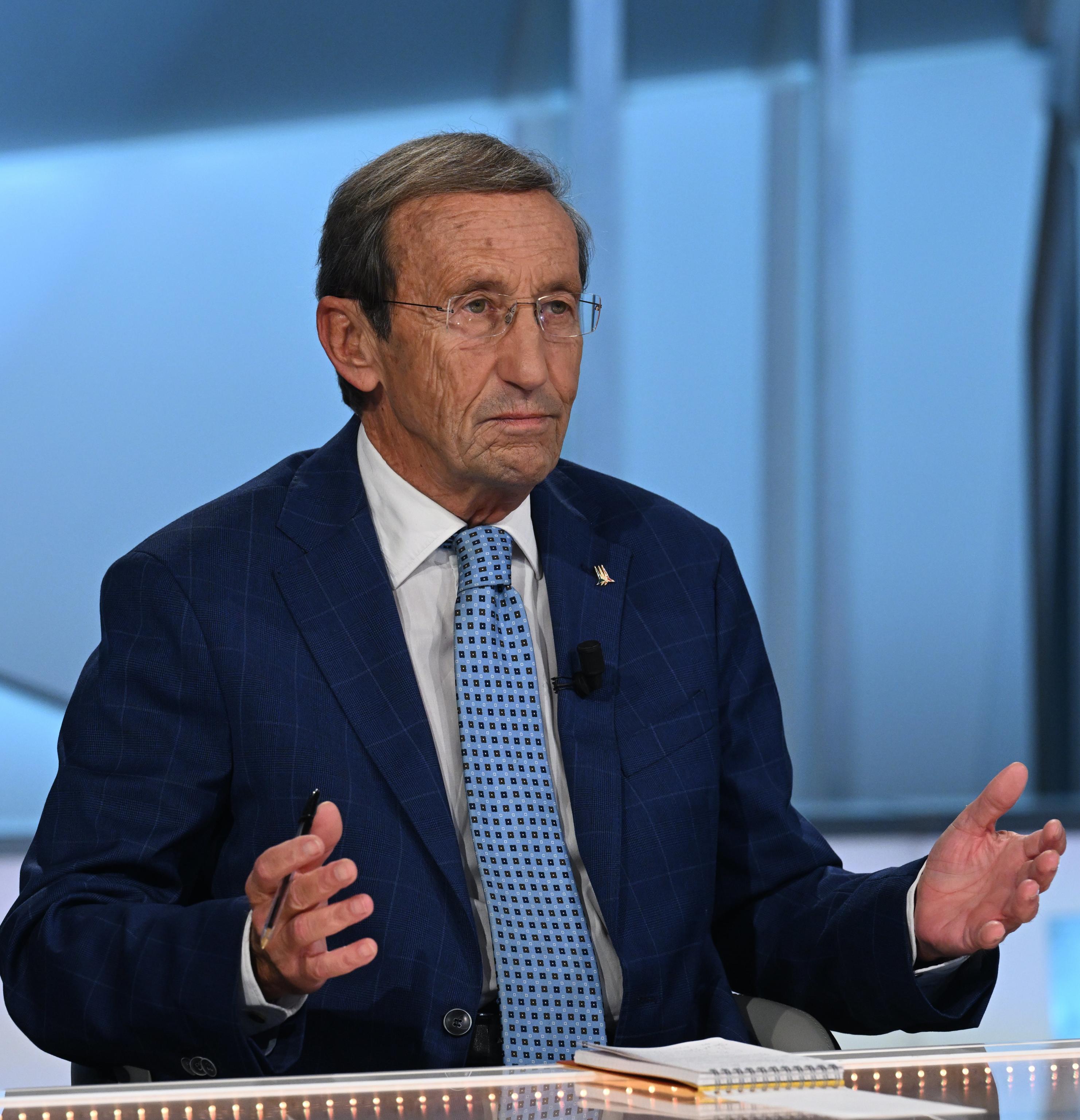 Fini: “Meloni non ha bisogno di essere ispirata”