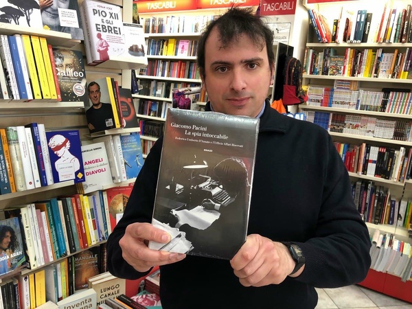 Spionaggio e anni Settanta, l’intervista a Giacomo Pacini (video)