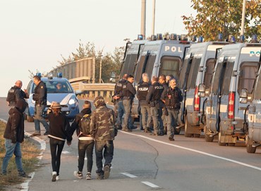 Non è manganello, i rave illegali vietati ovunque