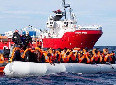 Ong e immigrazione illegale: divieto d’accesso