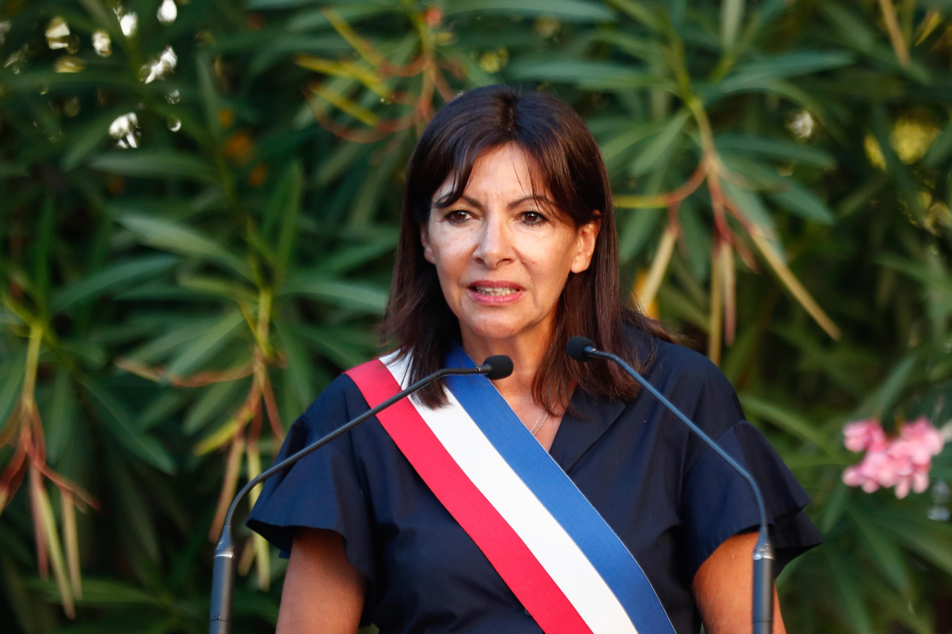 Aumento dell’Imu a Parigi, è bufera su Hidalgo
