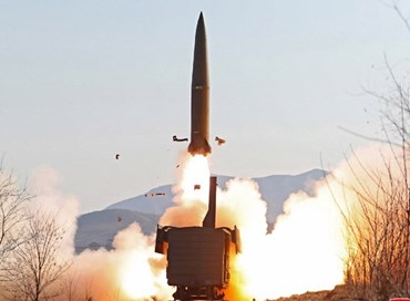 Pyongyang lancia missile intercontinentale