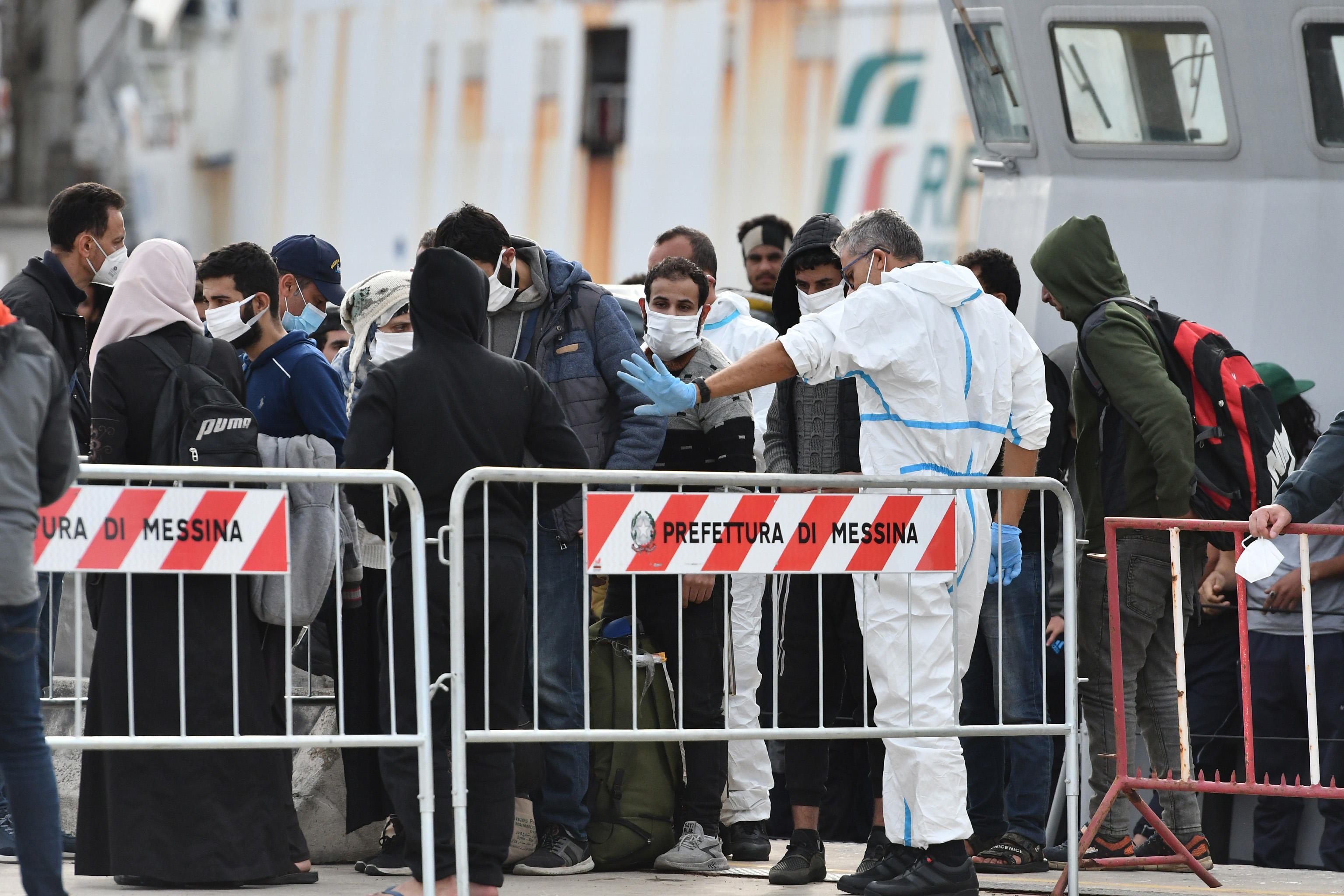 Migrazioni e confini nazionali: non solo ong