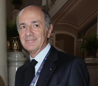 Il nuovo concetto di banca secondo Corrado Passera (video)