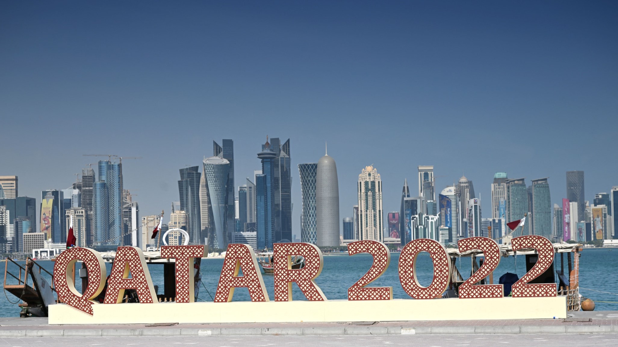 I Mondiali di calcio in Qatar e le immense problematiche ambientali