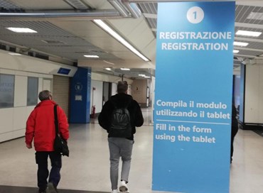 Nuovo allarme Covid: test obbligatori per chi arriva dalla Cina