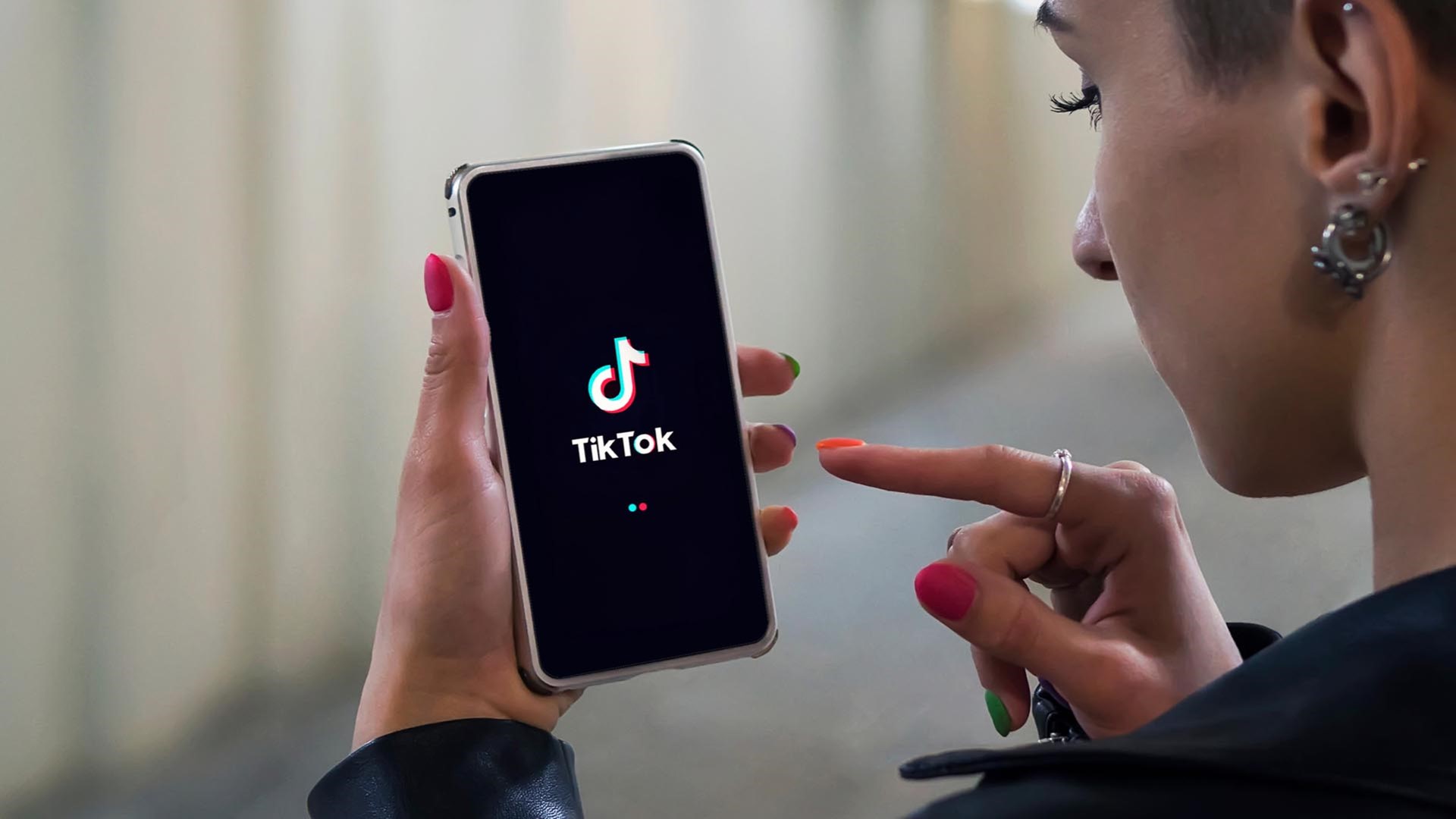 Scuole Seattle fanno causa a social media, danni ai ragazzi