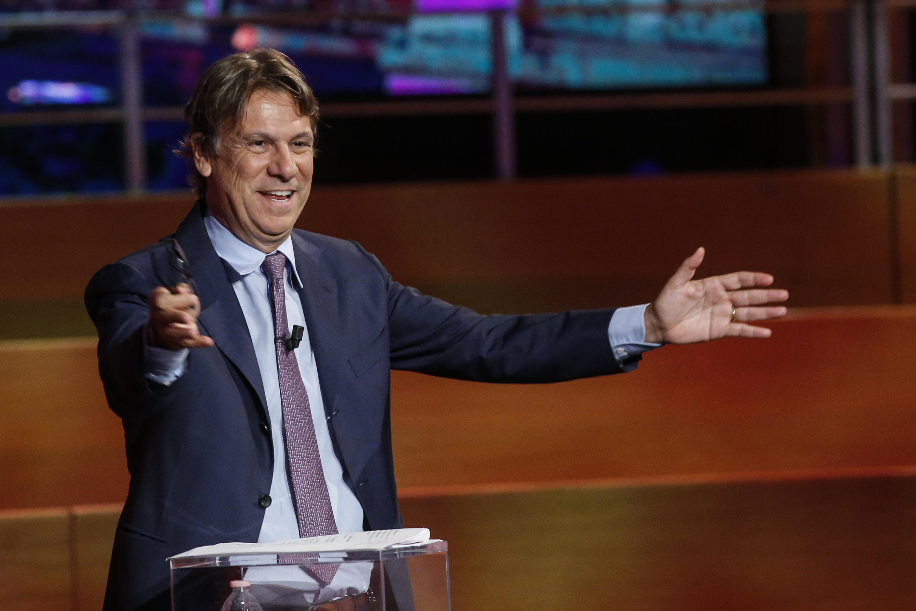 “Il padreterno è liberale”: il libro di Nicola Porro (video)