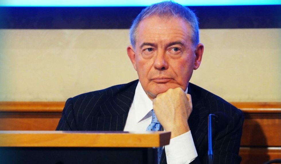 Ex Ilva, Urso: “Per Taranto un accordo di programma”