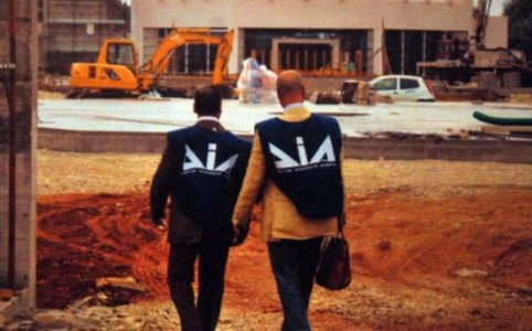 Mafia, tra crimine e finanza