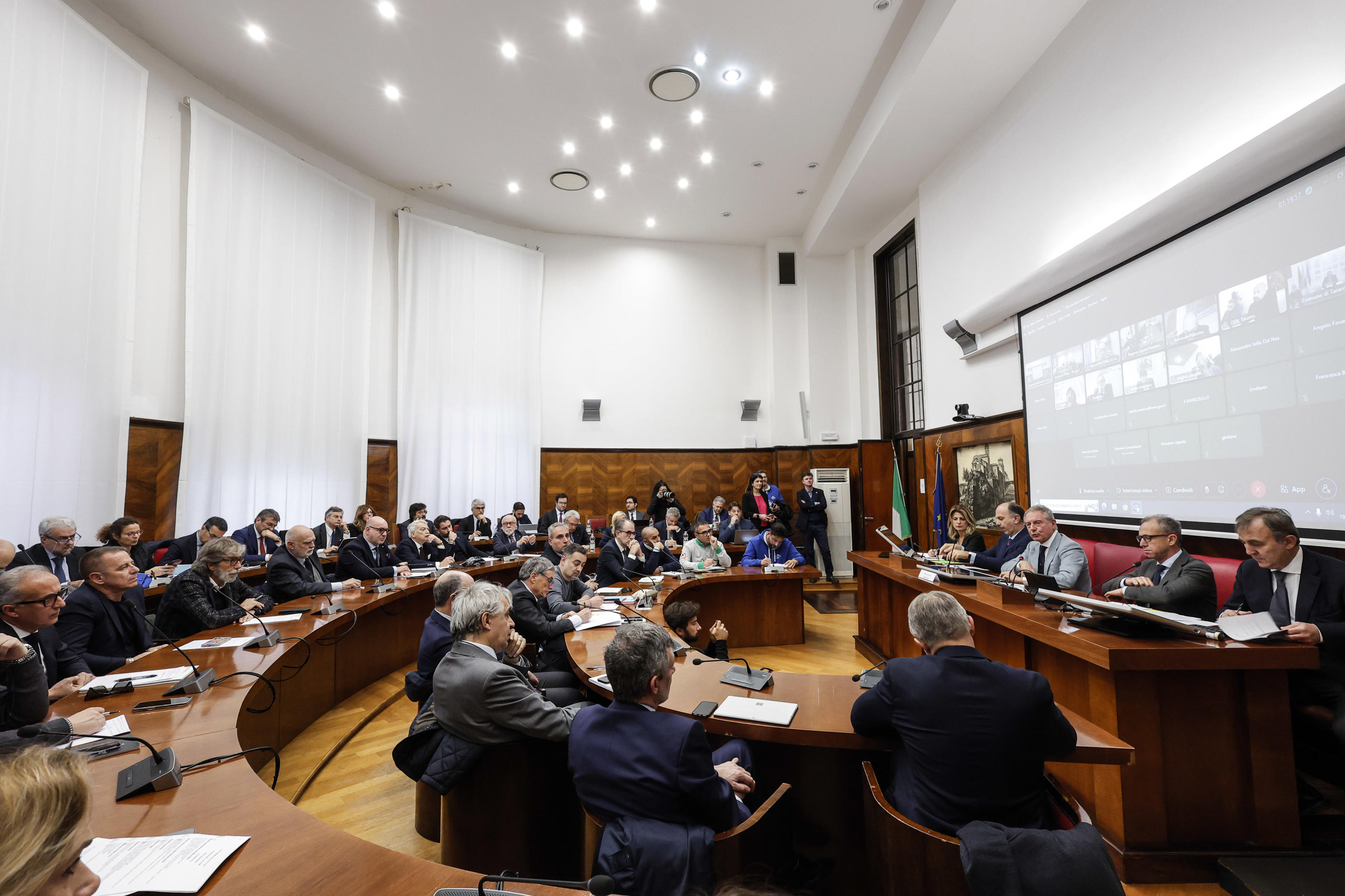 Ex Ilva: in trattativa il rinnovo per la cassa integrazione