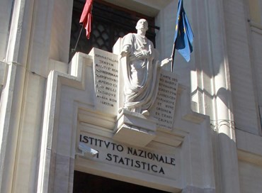 Istat: l’occupazione sale
