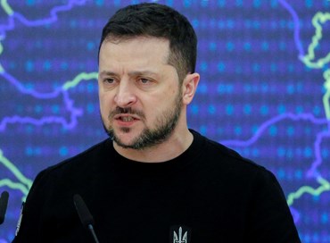 Zelensky vuole Ue, cannoni e il palco di Sanremo