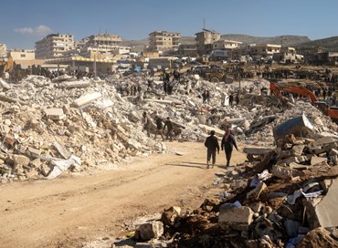 Terremoto a Idlib: soccorrere i jihadisti?