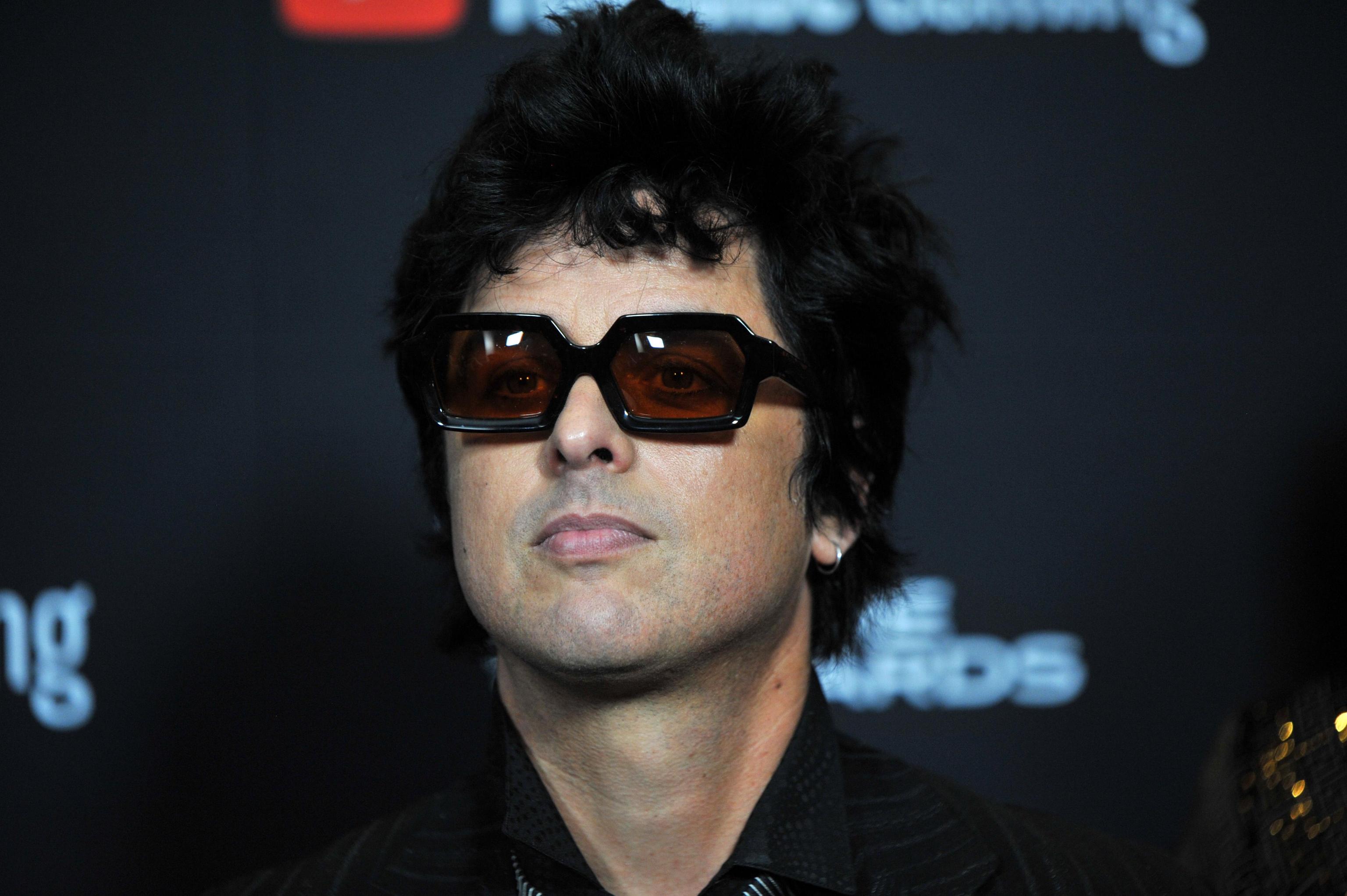 Billie Joe Armstrong fa 51 anni: il punk ha una certa età