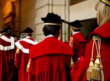 Sassolini di Lehner: il settimo giorno il magistrato si riposò