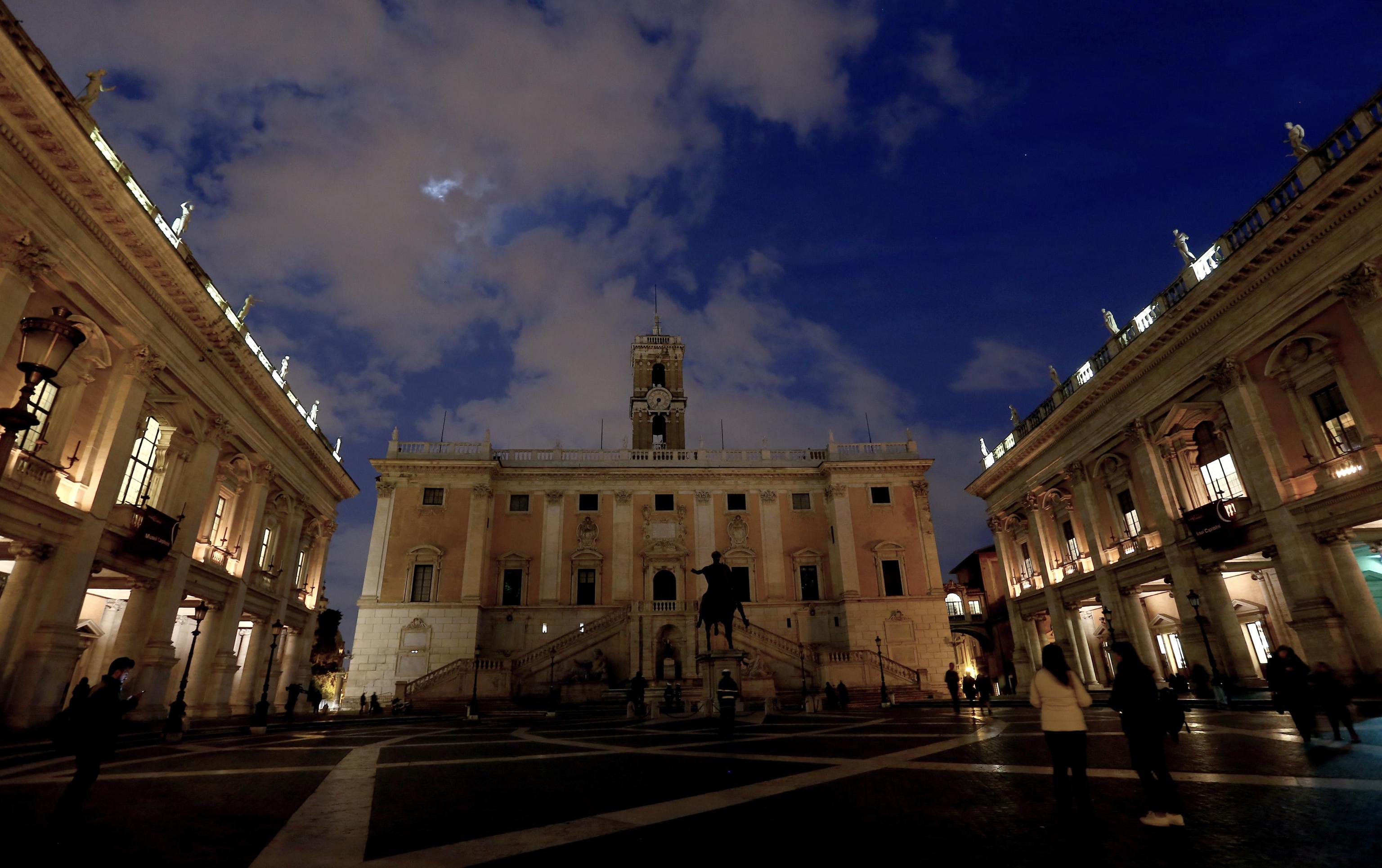 Bilancio: approvato dal Campidoglio ma bocciato dai sindacati