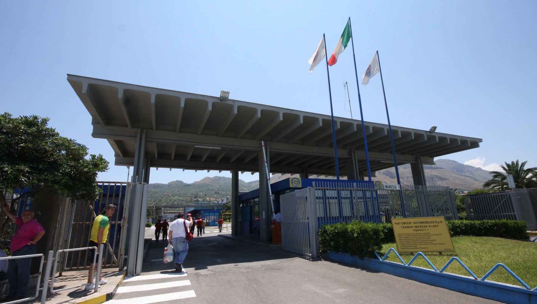 Tre bombe sociali: Termini Imerese, Priolo e Taranto