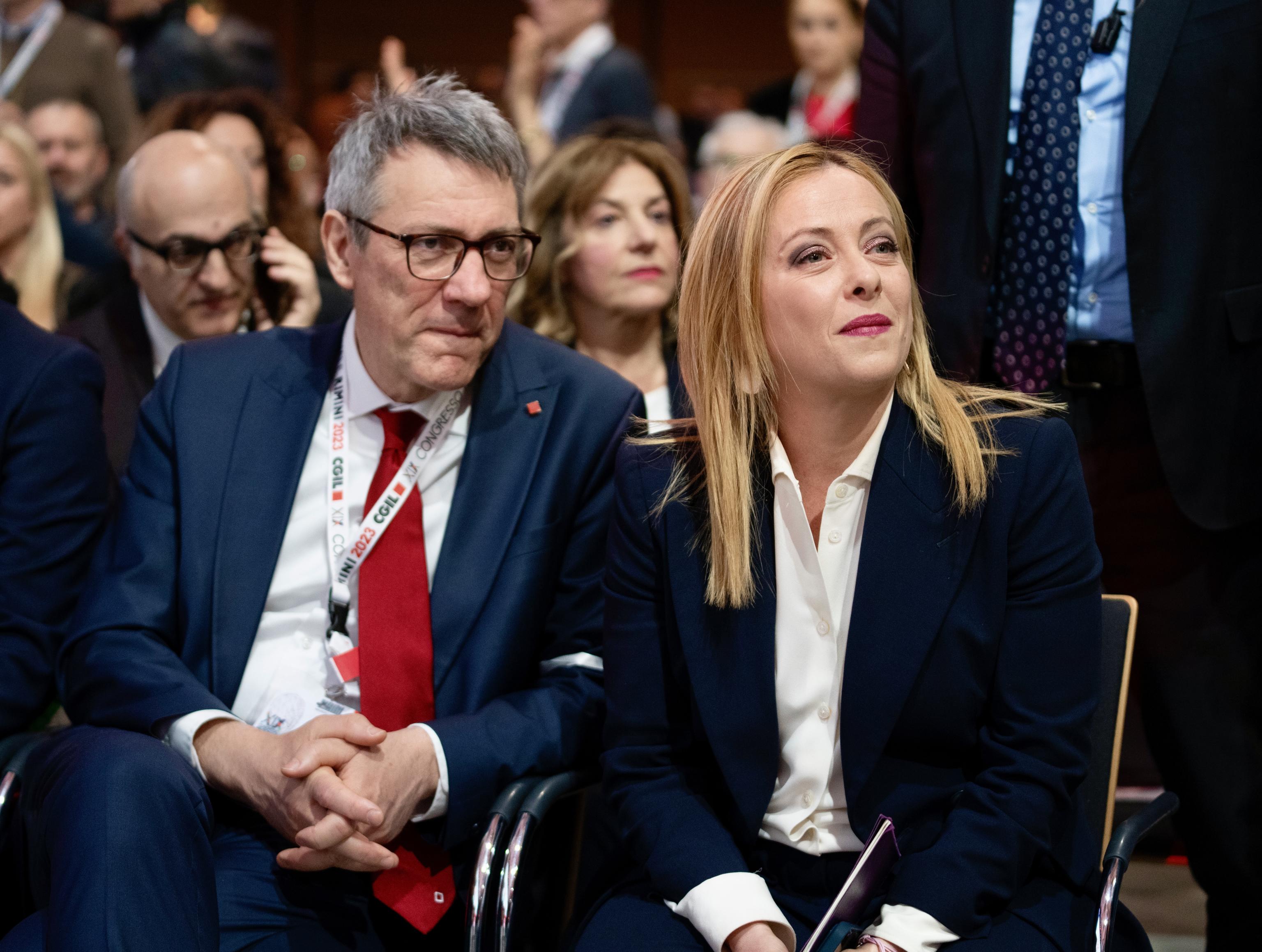 Meloni e Landini: il ruolo degli opposti