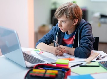 I compiti non hanno mai ammazzato nessuno, semmai il contrario