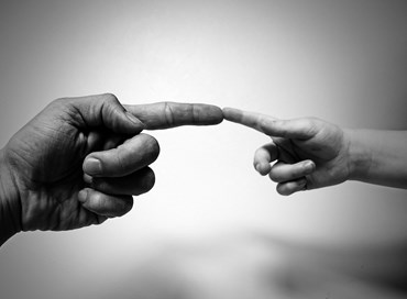 Ritratti. Il tumore di due chili rimosso dal fegato di una bimba di dieci mesi