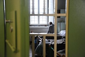 I signori del mattone a ogni costo e il piano carceri che non c’è	