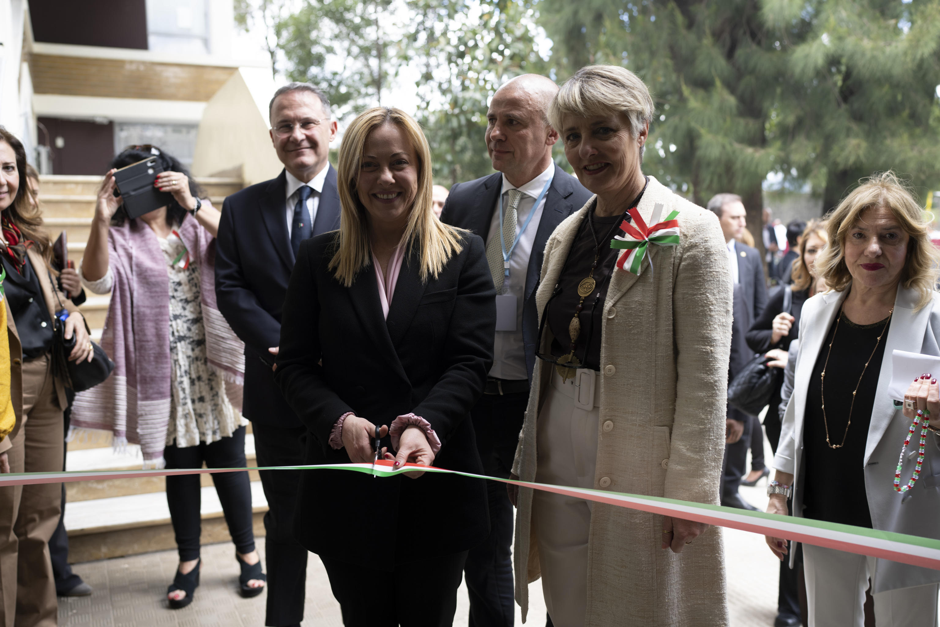 Scusateci, sì... ma di cosa?