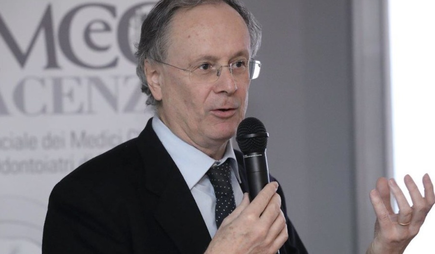 Cavanna sui vaccini contro il cancro: “Attenti alle informazioni roboanti” (video)